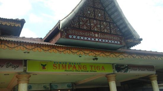 Simpang Tiga